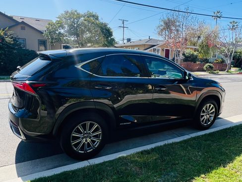 Used 2019 Lexus NX 300h AWD image 6