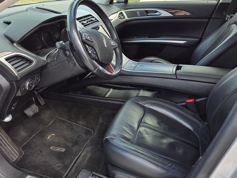 Used 2016 Lincoln MKZ w/ Equipment Group 300A Reserve image 10