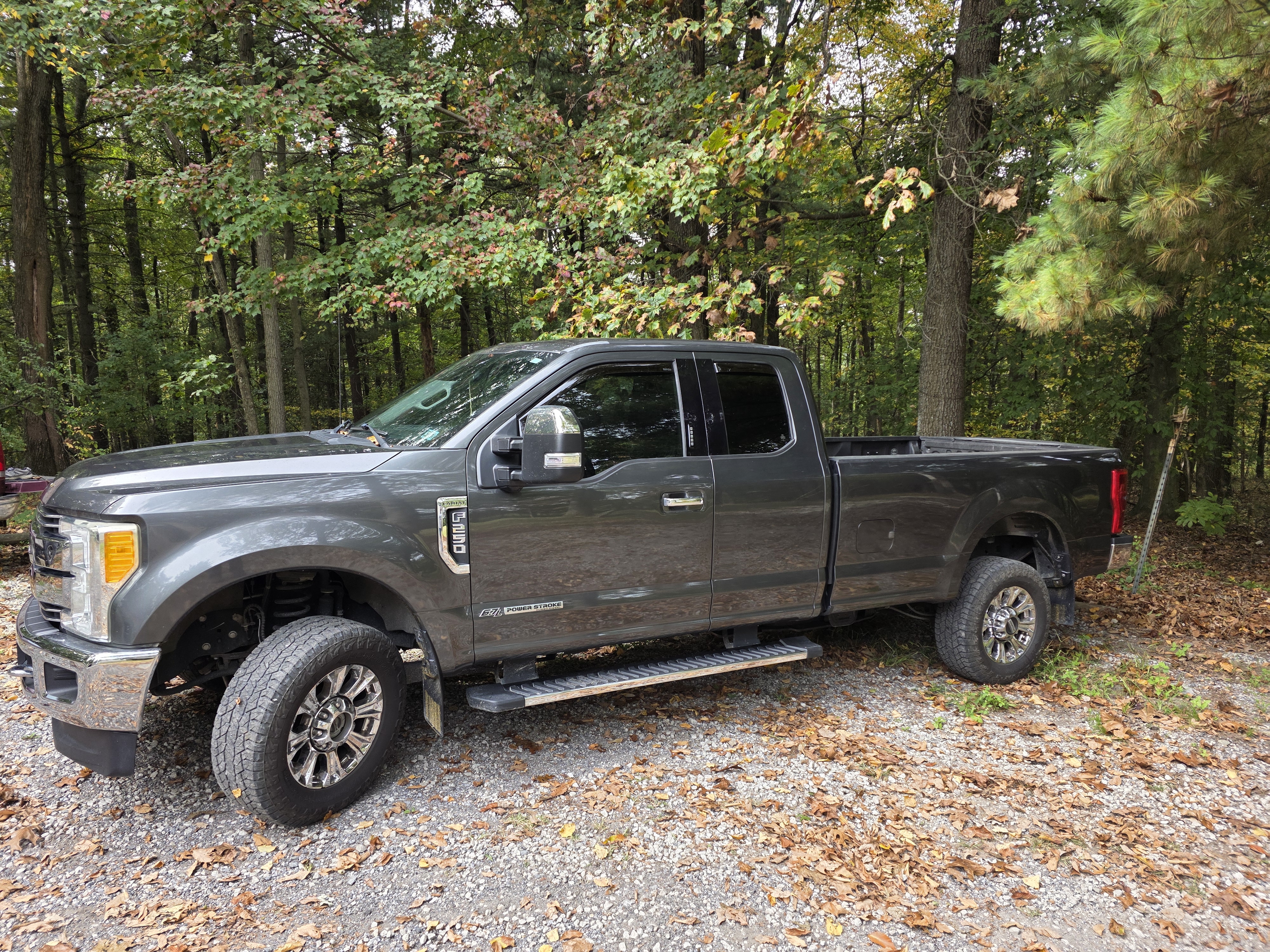 Used 2017 Ford F250 Lariat w/ Tow Technology Bundle AWD/4WD image 1
