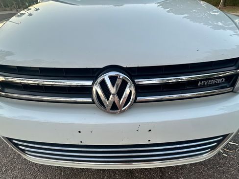 Used 2012 Volkswagen Touareg Hybrid image 13