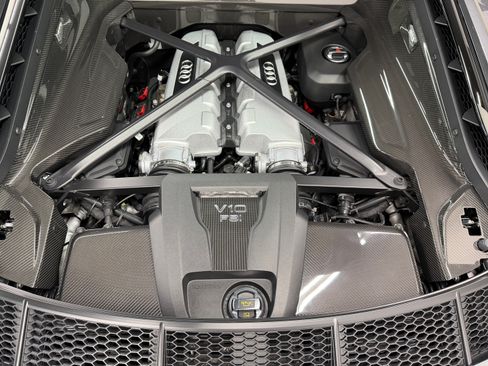 Used 2022 Audi R8 V10 performance w/ R8 Performance Design Package AWD/4WD image 17