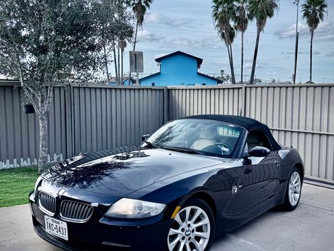 Used 2008 BMW Z4 3.0si image 5