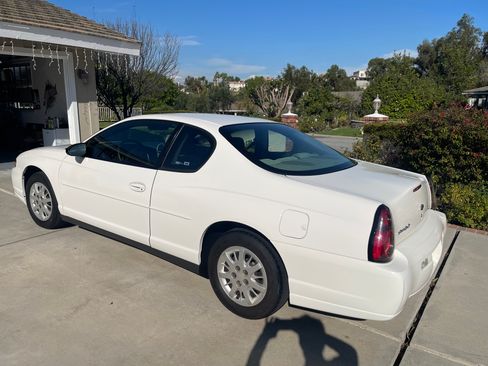 Used 2004 Chevrolet Monte Carlo LS image 5