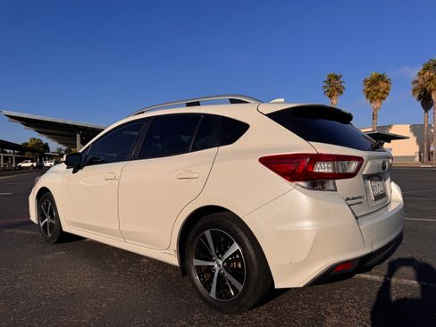 Used 2019 Subaru Impreza 2.0i Premium w/ Eyesight & BSD/Rcta & SRF AWD/4WD image 9