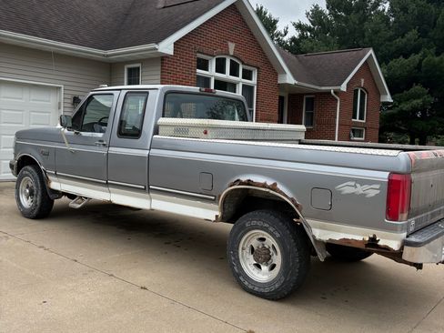 Used 1997 Ford F250 4x4 SuperCab Heavy Duty image 4