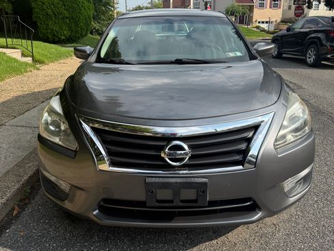 Used 2015 Nissan Altima 2.5 S w/ Special Edition Package FWD image 5