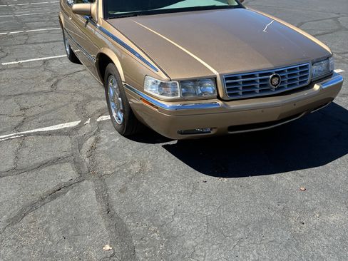 Used 1999 Cadillac Eldorado w/ Comfort/Convenience Pkg image 8