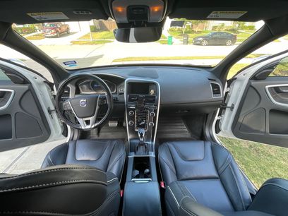 Used 2015 Volvo XC60 T6 R-Design Platinum