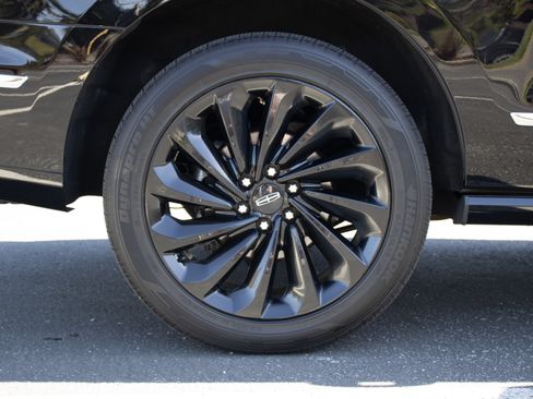 Used 2020 Lincoln Navigator Reserve image 11