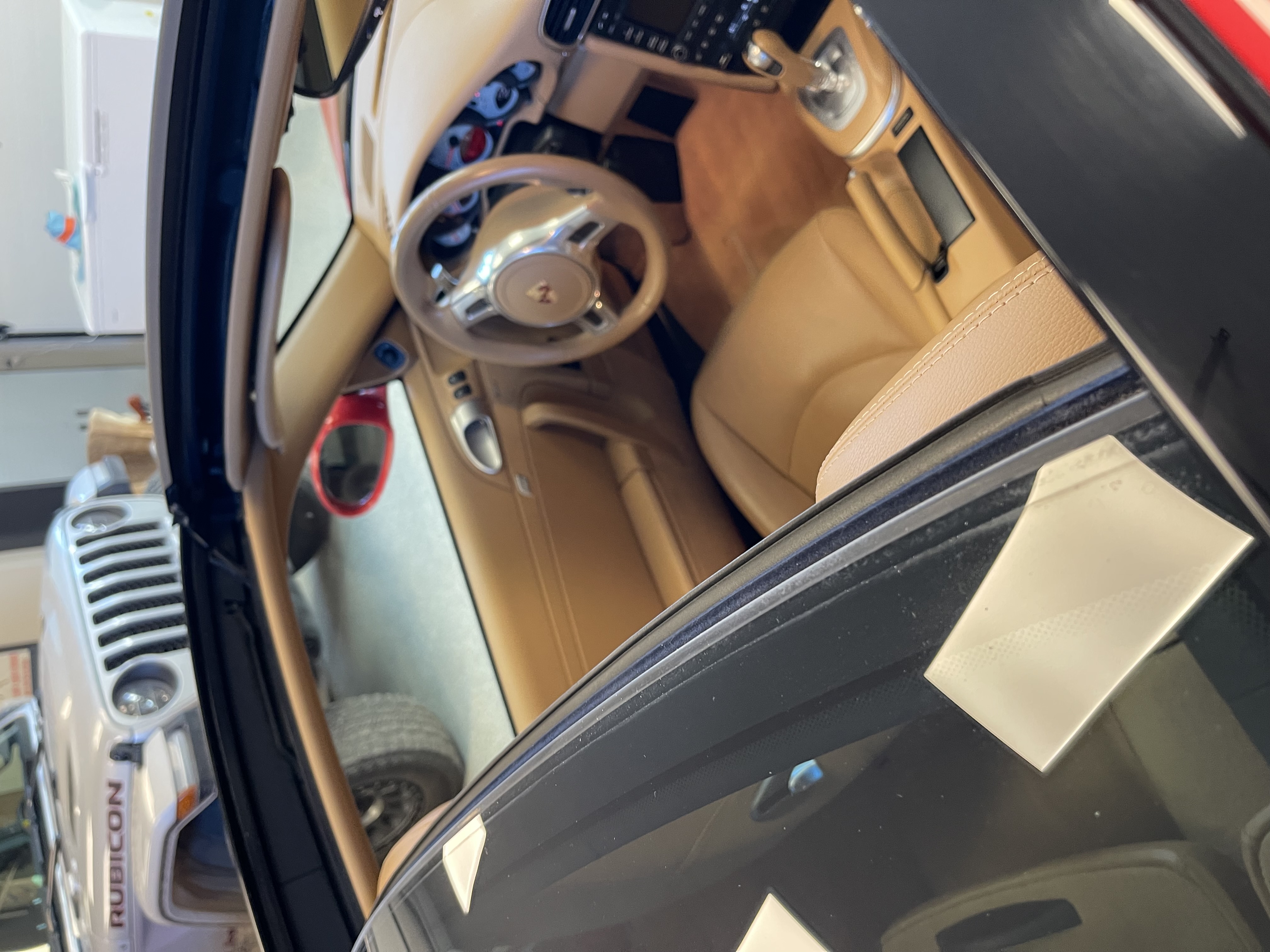Used 2012 Porsche 911 Targa 4S AWD/4WD image 18