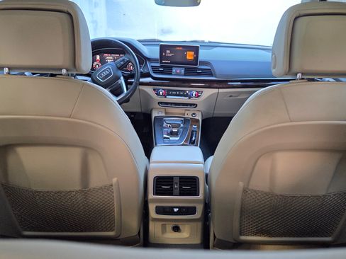 Used 2018 Audi Q5 2.0T Premium Plus w/ Premium Plus Package image 18