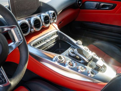 Used 2016 Mercedes-Benz AMG GT S image 14