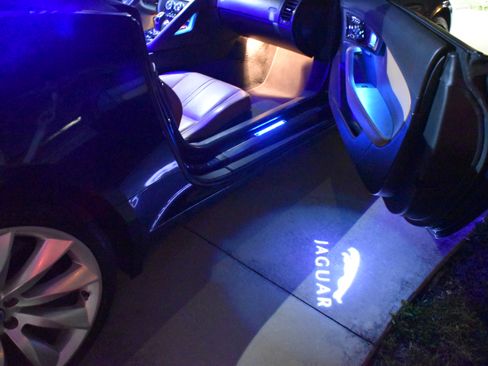 Used 2014 Jaguar F-TYPE S image 25