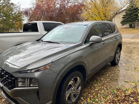 Used 2021 Hyundai Santa Fe SE image 1