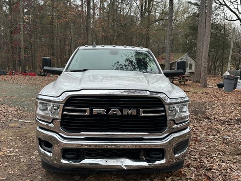 Used 2020 RAM 3500 Big Horn image 13