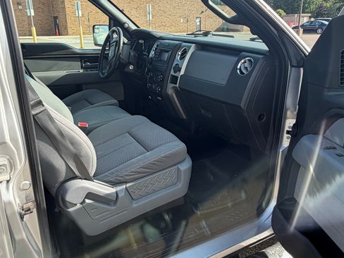 Used 2013 Ford F150 XLT w/ Luxury Equipment Group AWD/4WD image 10