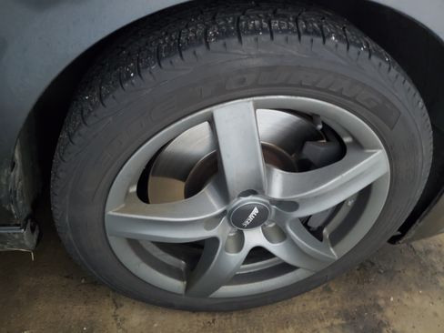 Used 2012 Volkswagen Golf 4-Door image 28