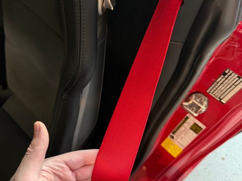 Used 2025 Porsche 718 Cayman GTS image 8