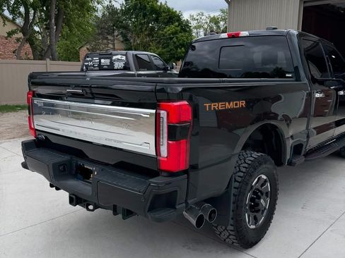 Used 2024 Ford F350 Platinum w/ Tremor Off-Road Package image 10