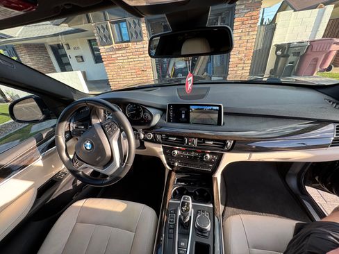 Used 2018 BMW X5 sDrive35i RWD image 12
