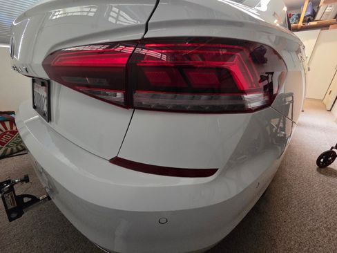 Used 2020 Volkswagen Passat 2.0T SEL image 12