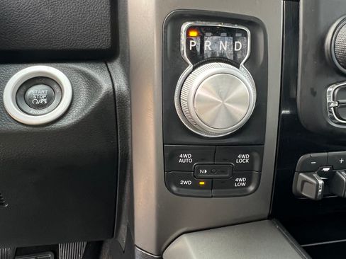 Used 2015 RAM 1500 Sport w/ Convenience Group image 16