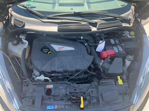Used 2018 Ford Fiesta ST FWD image 11