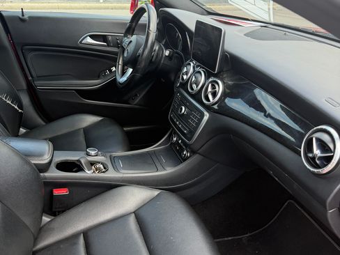 Used 2015 Mercedes-Benz CLA 250 4MATIC image 15