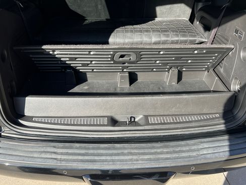 Used 2017 GMC Yukon Denali w/ Open Road Package image 32