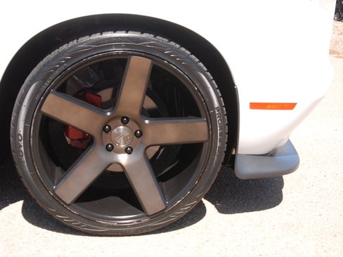 Used 2016 Dodge Challenger SXT RWD image 16
