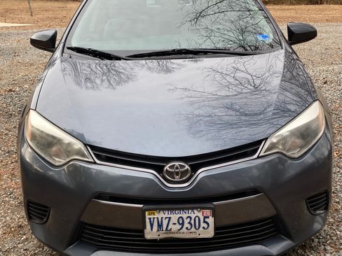 Used 2016 Toyota Corolla LE image 1