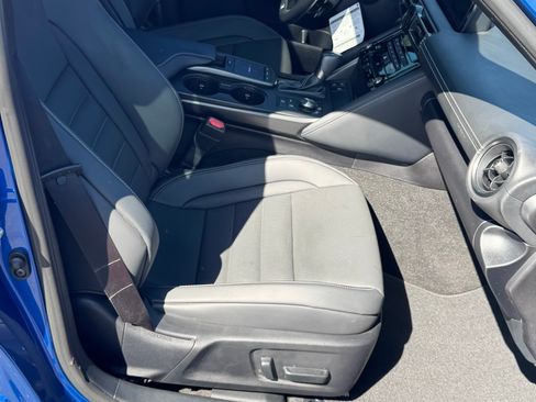 Used 2024 Lexus IS 350 F Sport w/ Navigation Package image 18