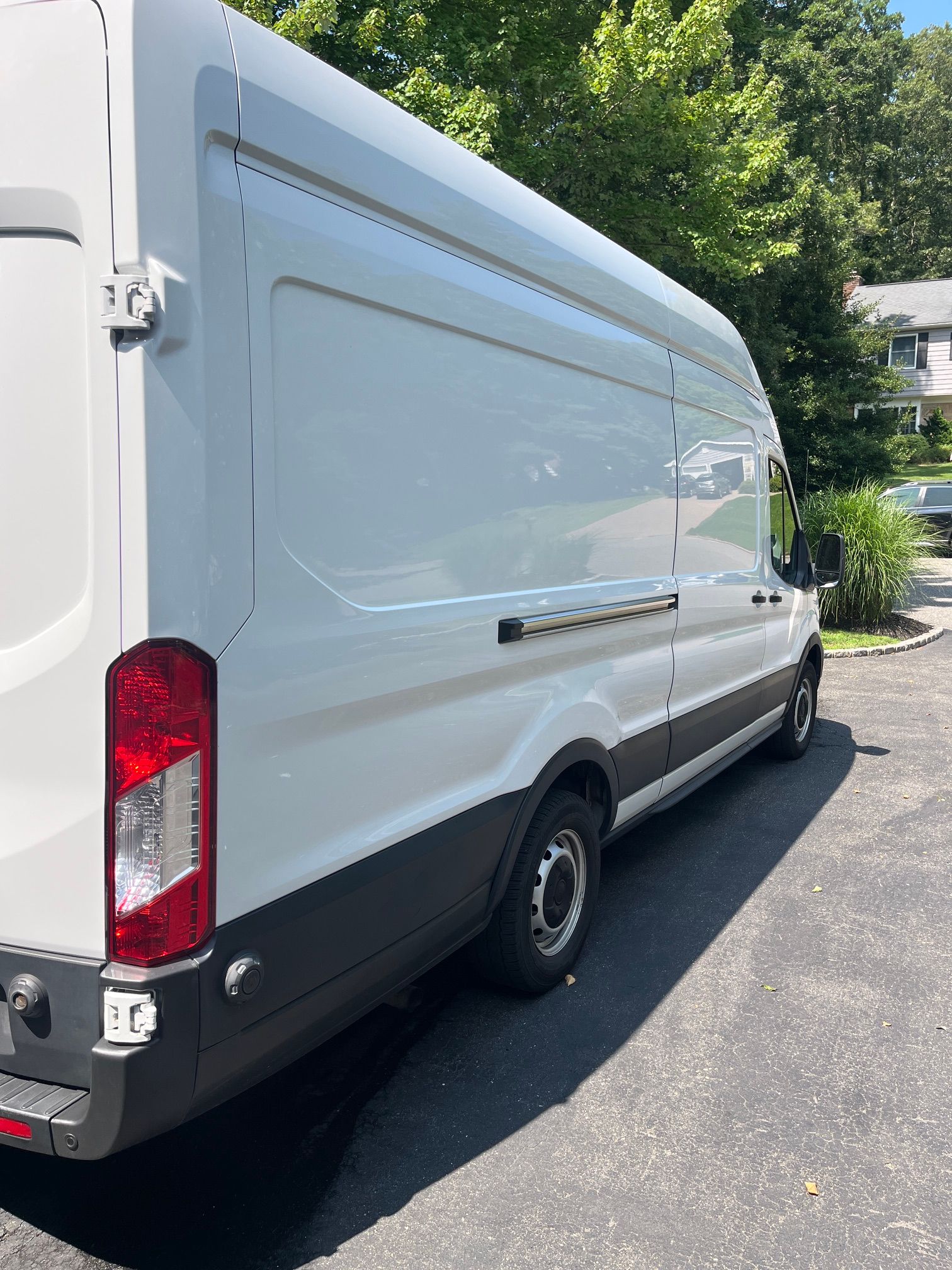 Used 2022 Ford Transit 250 148 High Roof Extended RWD image 9