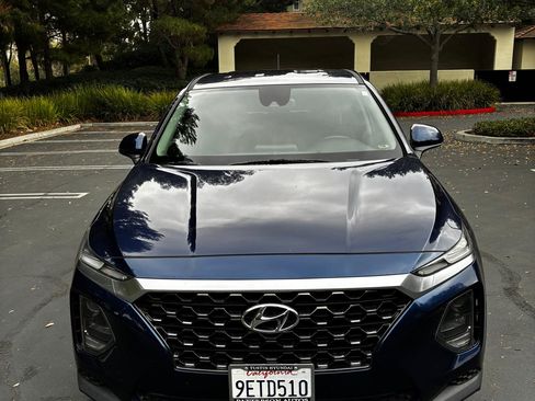 Used 2020 Hyundai Santa Fe SE image 4