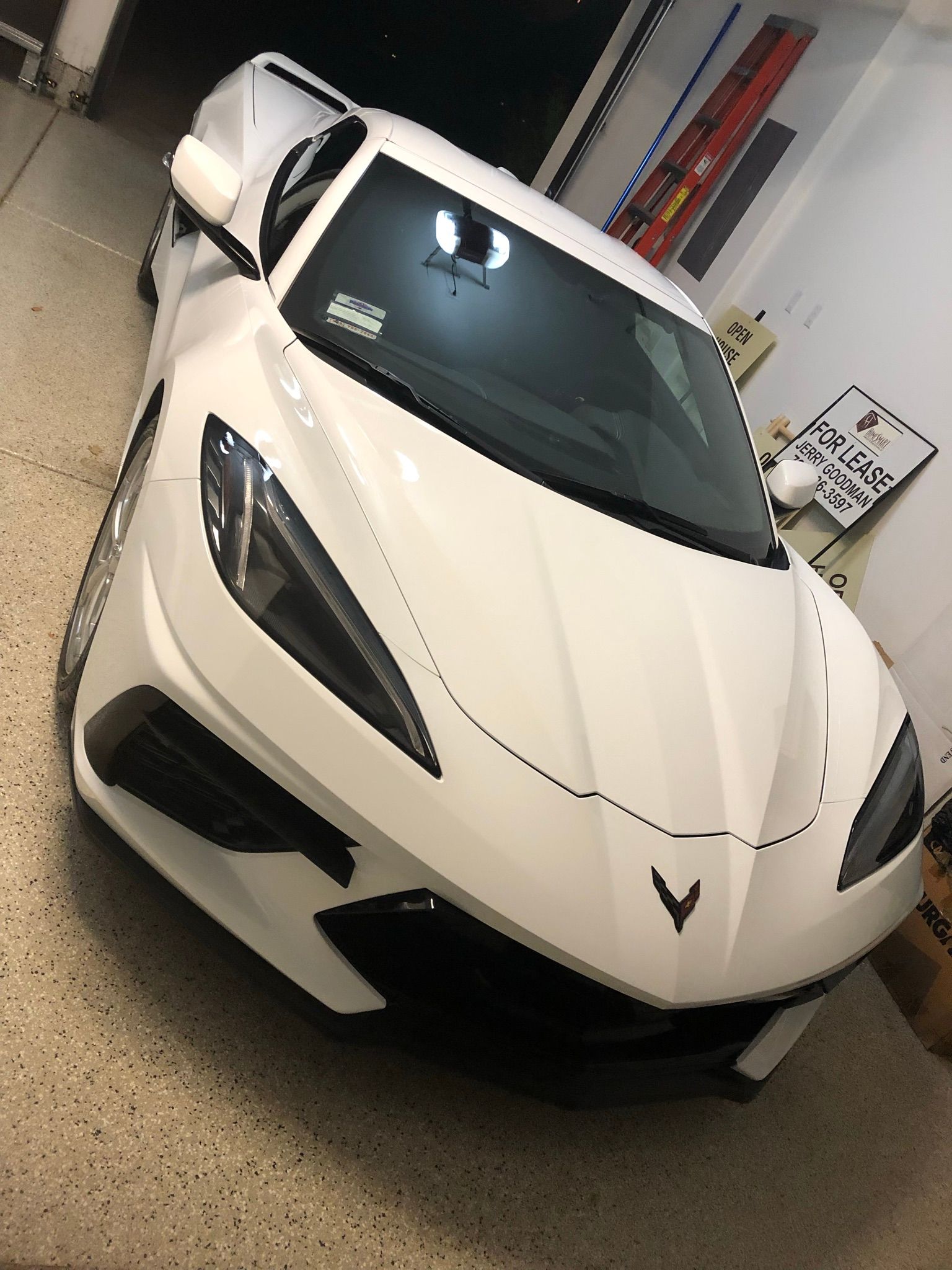 Used 2022 Chevrolet Corvette Stingray Convertible w/ Z51 Performance Package RWD image 10