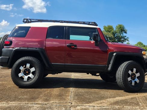 Used 2008 Toyota FJ Cruiser 4WD w/ Upgrade Pkg 2 image 6