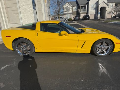 Used 2007 Chevrolet Corvette Coupe w/ Preferred Equipment Group image 5