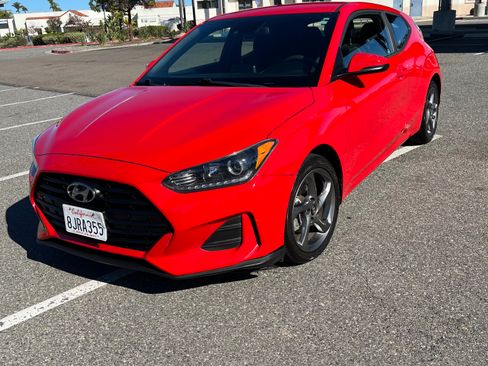 Used 2019 Hyundai Veloster 2.0 image 1