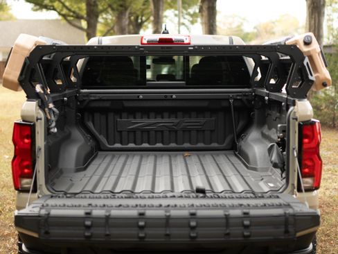 Used 2024 Chevrolet Colorado ZR2 w/ ZR2 Bison Edition image 4