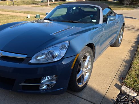 Used 2007 Saturn Sky w/ Premium Trim Pkg image 11