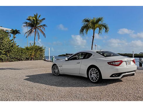 Used 2009 Maserati GranTurismo S image 16