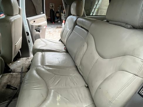 Used 2000 GMC Yukon SLT w/ SLT Marketing Opt Pkg image 10