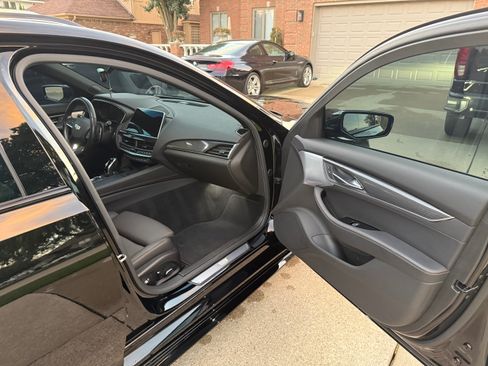 Used 2023 Cadillac CT5 Sport w/ Parking Package image 9