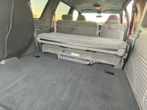 Used 2002 Ford Excursion XLT image 16