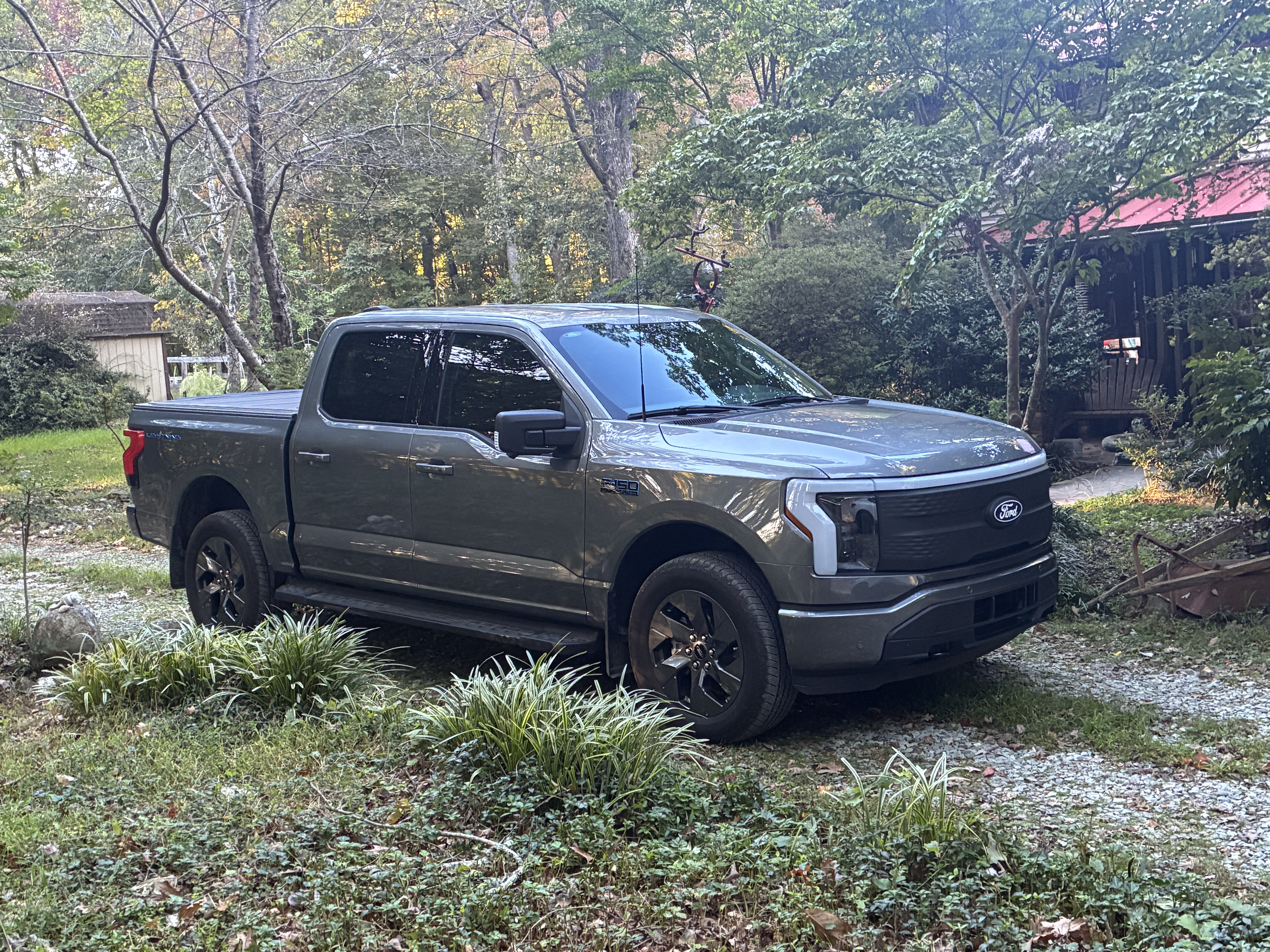 Used 2024 Ford F150 Lightning Flash AWD/4WD image 4