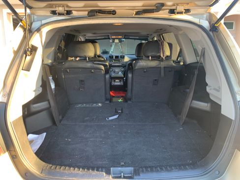 Used 2008 Toyota Highlander Sport image 10