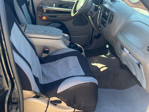 Used 2001 Ford F150 Harley-Davidson image 8