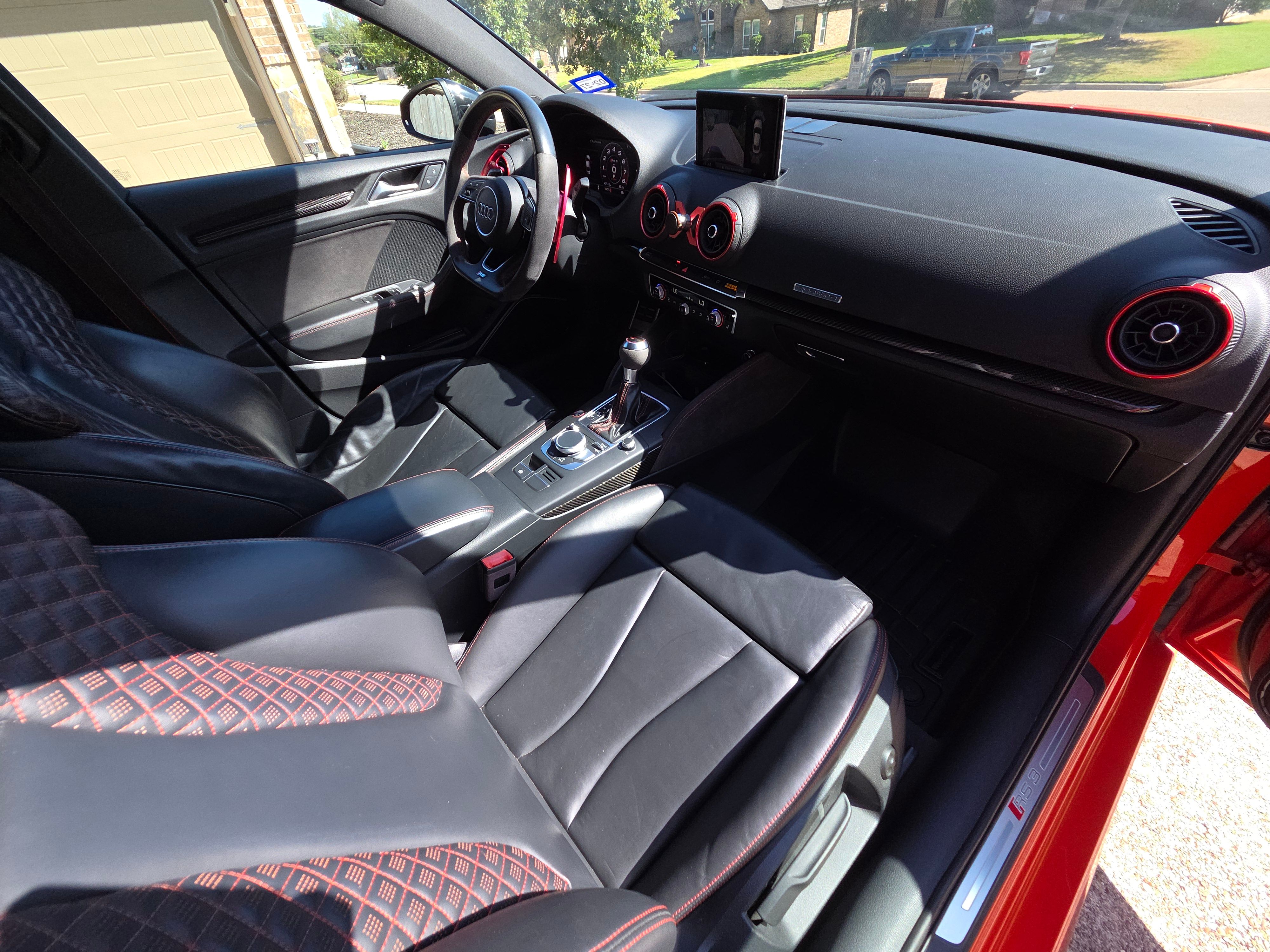Used 2018 Audi RS 3 w/ Technology Package AWD/4WD image 19
