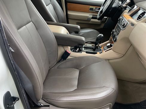 Used 2013 Land Rover LR4 HSE LUX image 11