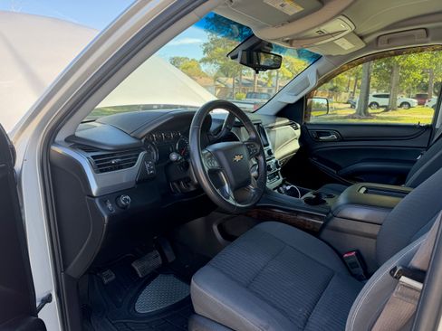 Used 2016 Chevrolet Tahoe LS w/ Enhanced Driver Alert Package image 20
